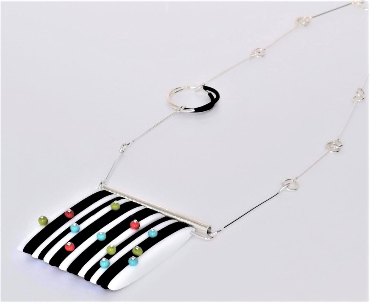 Inteplei: Color Pop Necklace