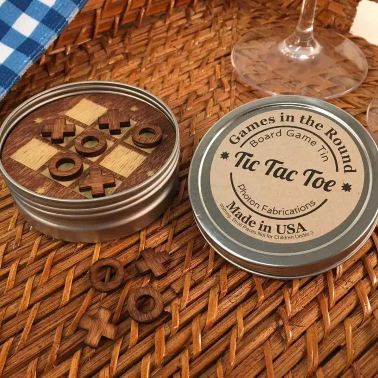 Ingeneius: Games in the Round, Tic Tac Toe