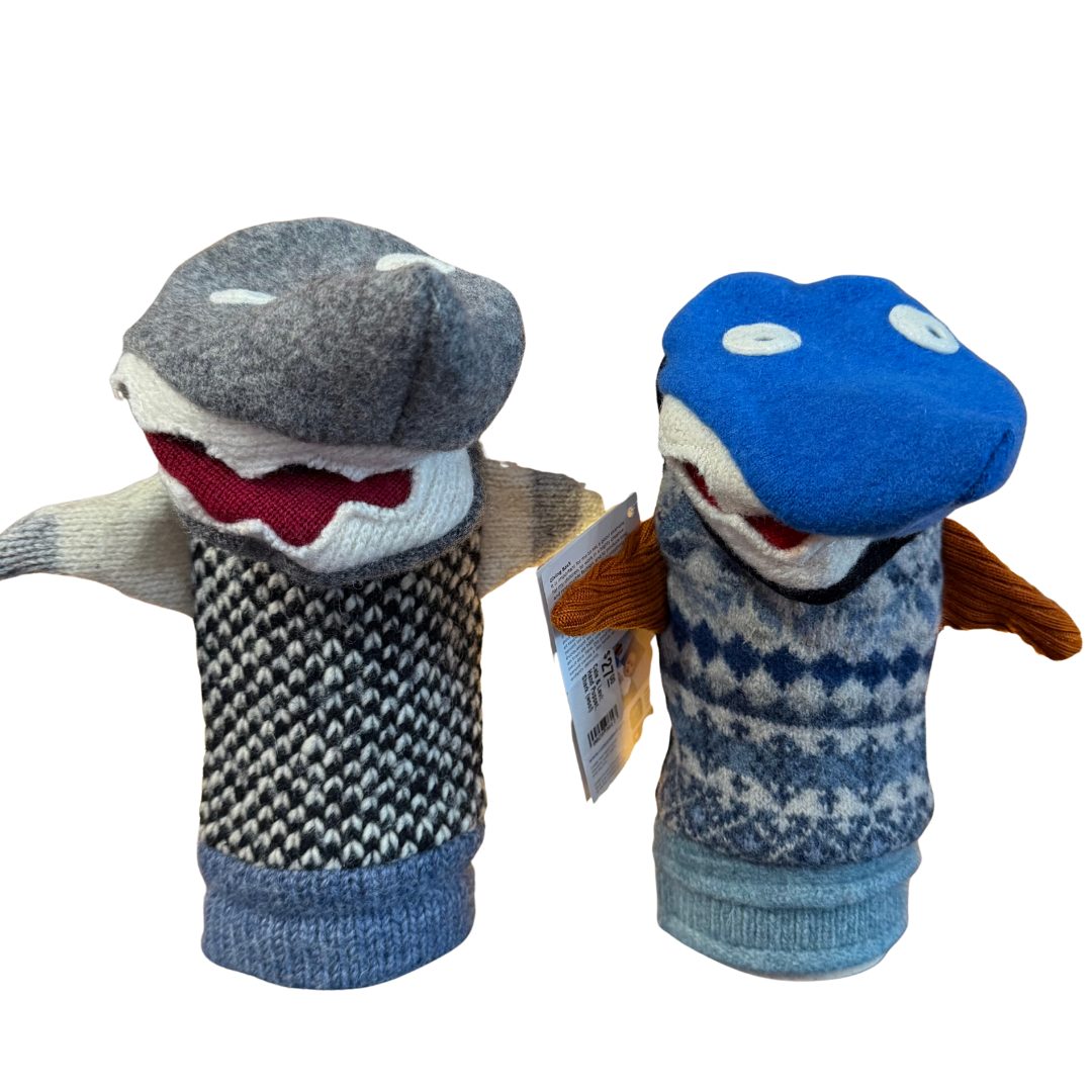 Cate & Levi: Hand Puppet, Shark (wool)