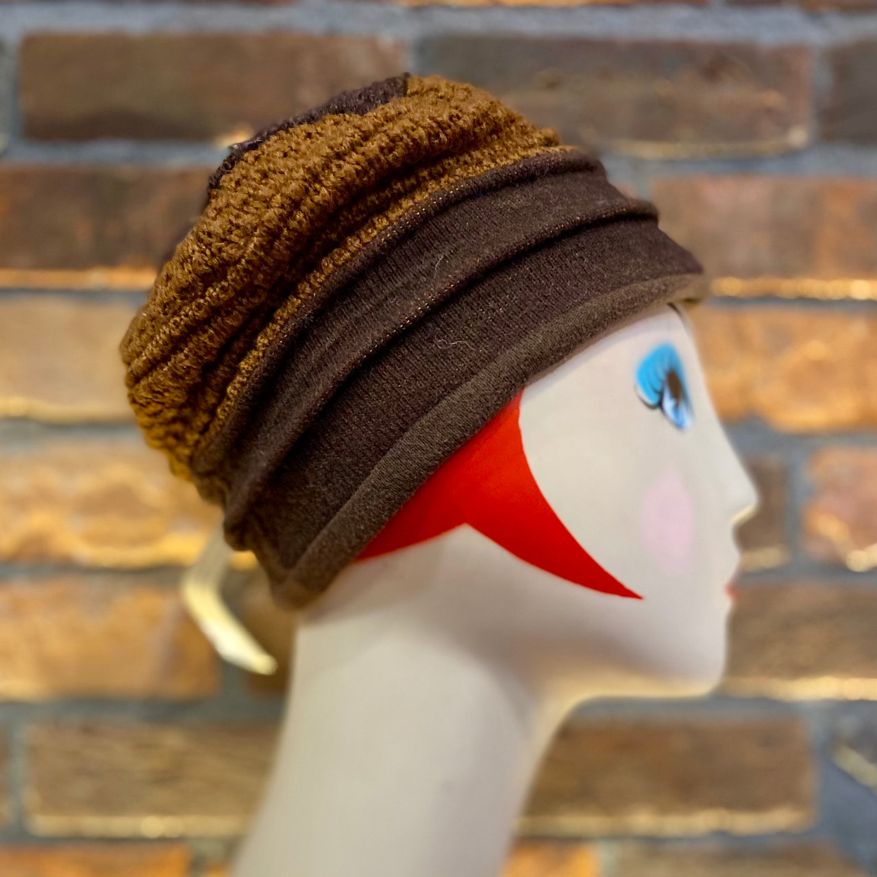 Sweater Heads: Spiral