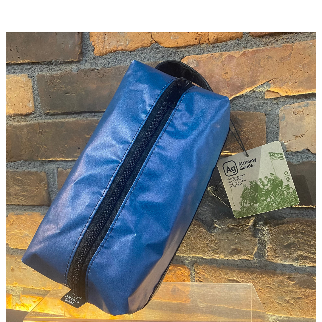 Alchemy Goods: Sand Point Travel Kit