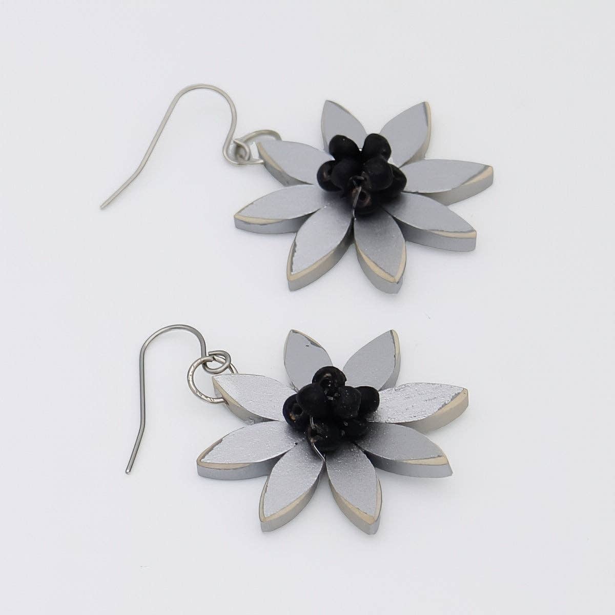 Sylca: Amaya Flower Earrings, Silver