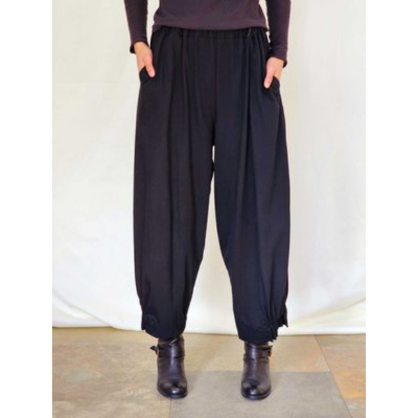 Yaza: Bottom Gather Pants