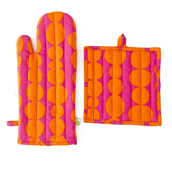 See Design: Oven Mitt/Potholder Set