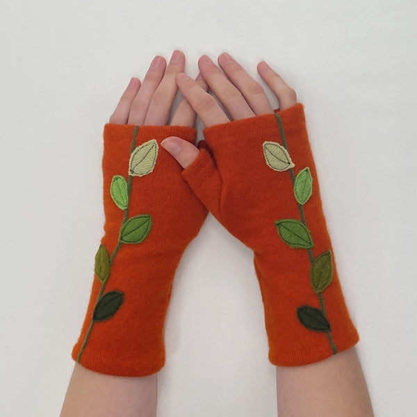 Sardine Clothing Co: Leaves Fingerless Gloves