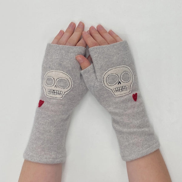 Sardine Clothing Co: Skull w/ Heart  Fingerless Gloves