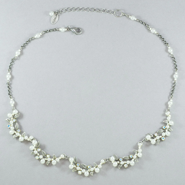 Firefly: Flora Glass/Pearl Necklace (8189) White