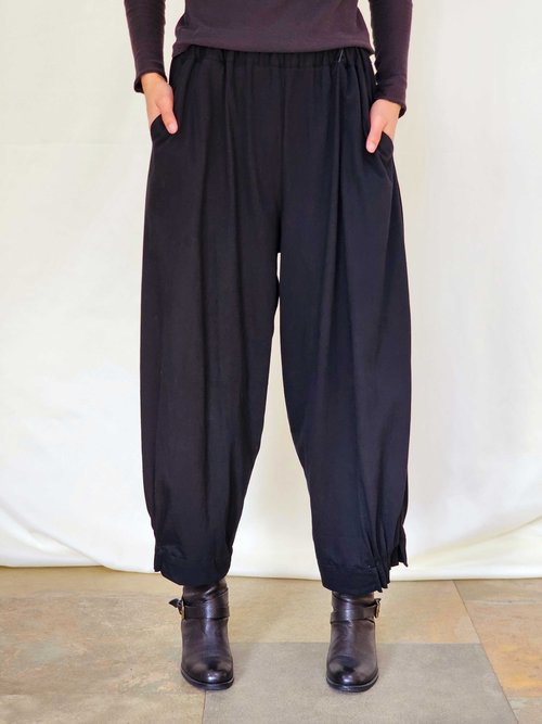 Yaza: Bottom Gather Pants