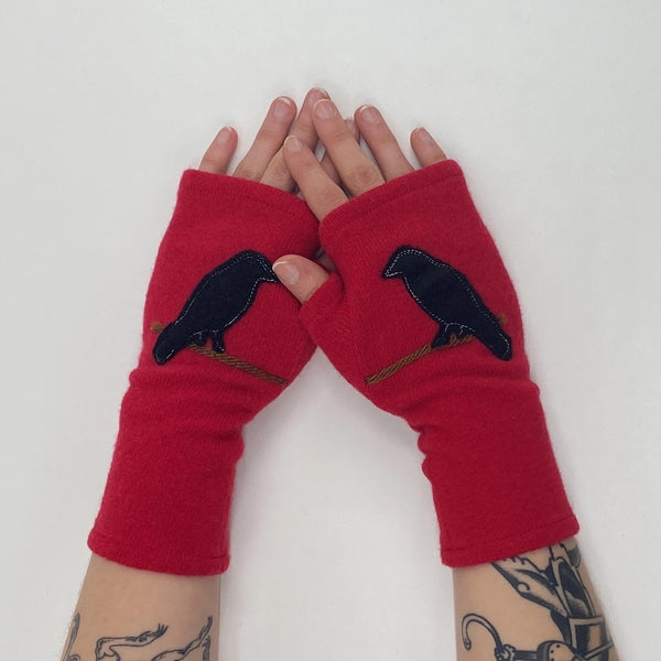 Sardine Clothing Co: Crow Fingerless Gloves