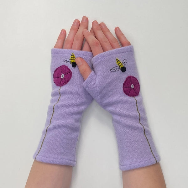 Sardine Clothing Co: Bee Fingerless Gloves